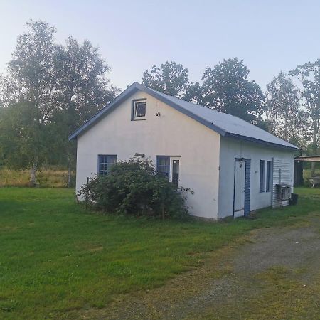 Vacker Hus I Naturen Froseke Экстерьер фото