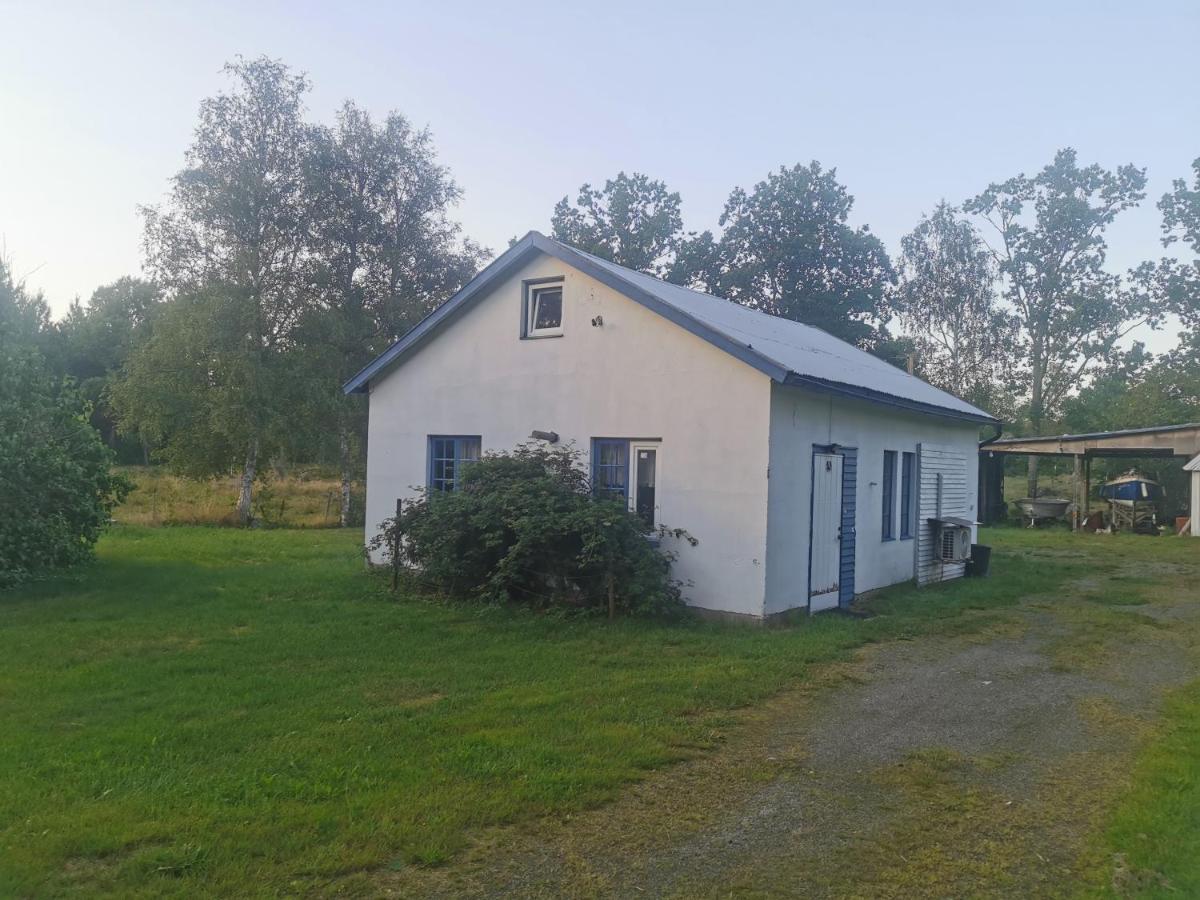Vacker Hus I Naturen Froseke Экстерьер фото