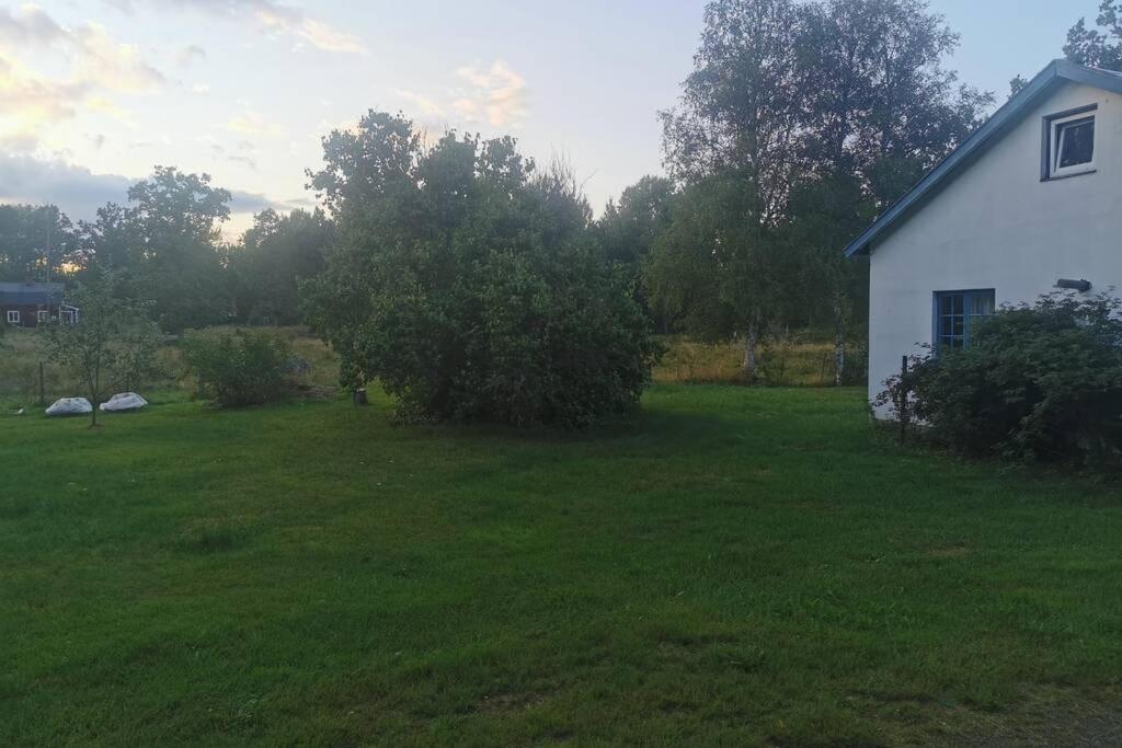 Vacker Hus I Naturen Froseke Экстерьер фото